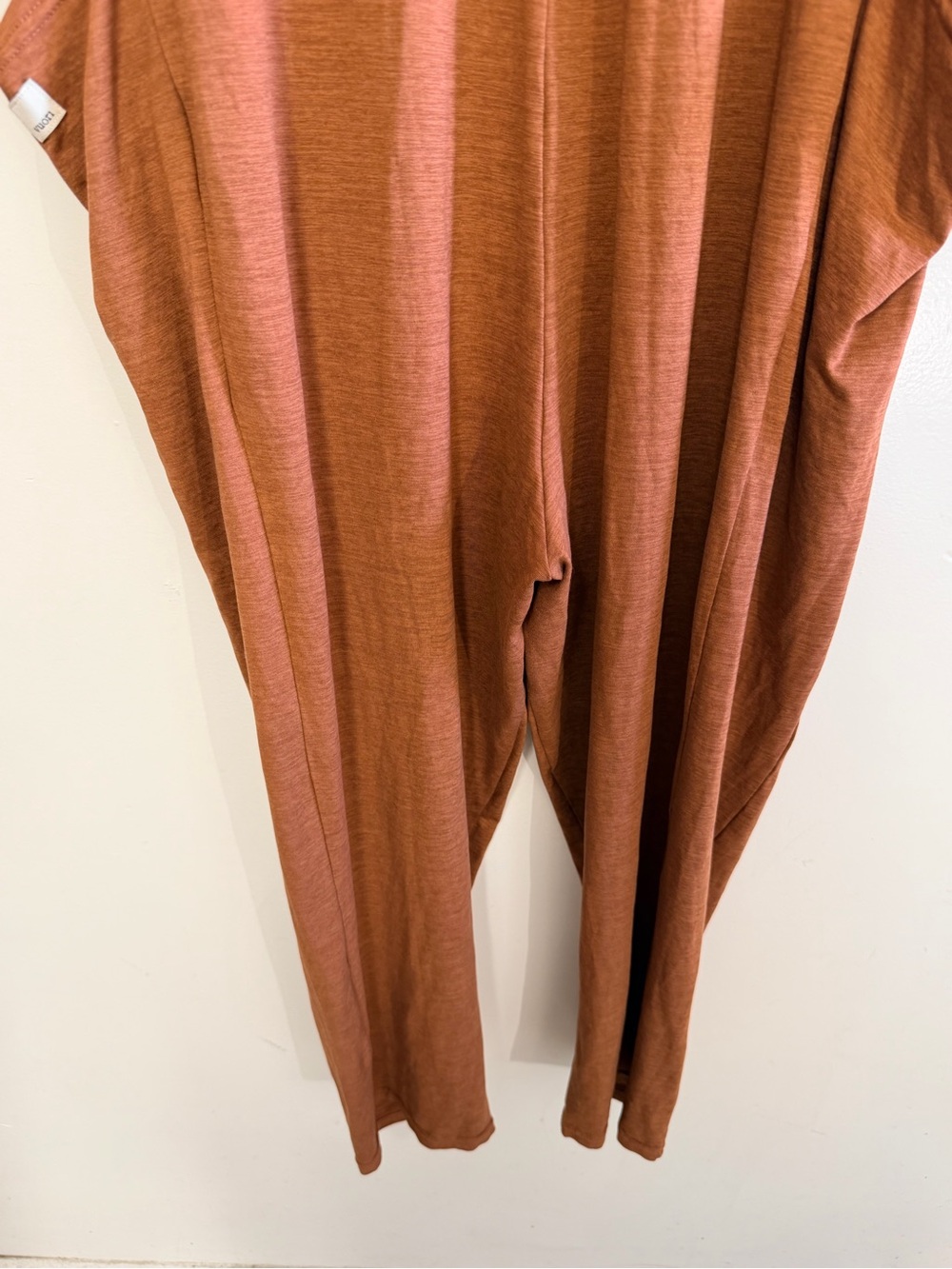 Vuori Sleeveless Jumpsuit XL Rustic Orange/Red Athleisure Activewear Loungewear - Picture 11 of 12